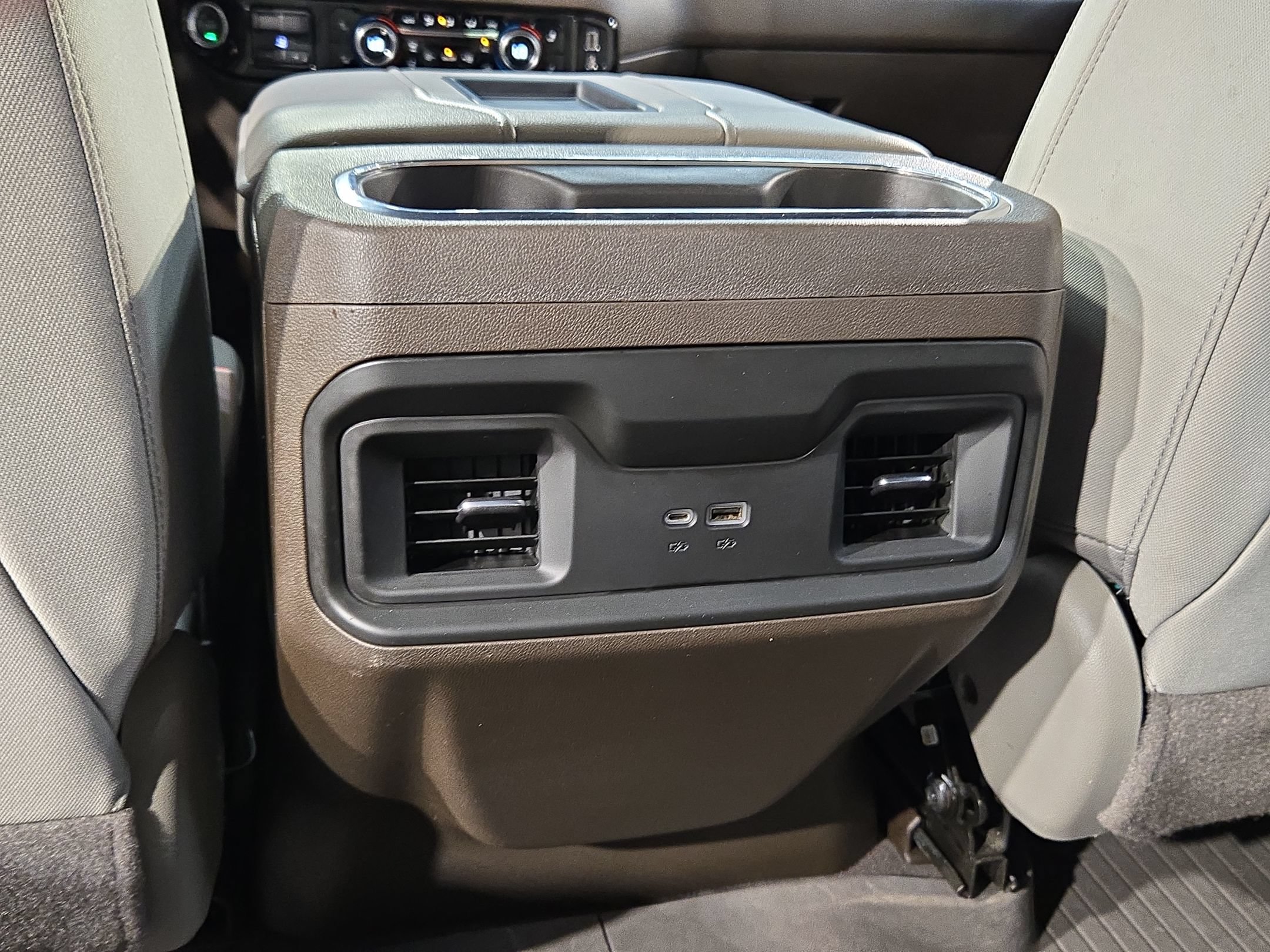Used 2022 Chevrolet Silverado 1500 LT AWD/4WD image 36