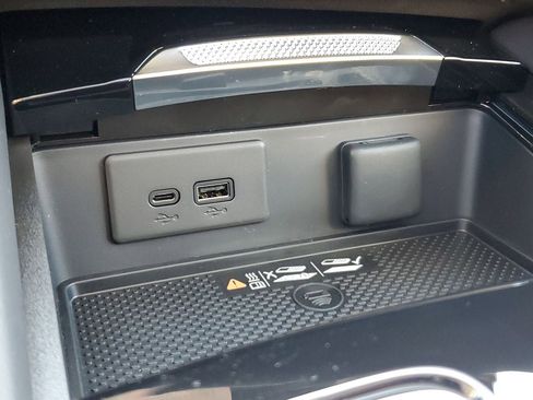 New 2025 Buick Envision Preferred image 72