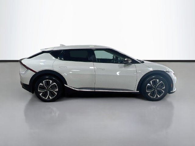 Certified 2024 Kia EV6 Light RWD image 8