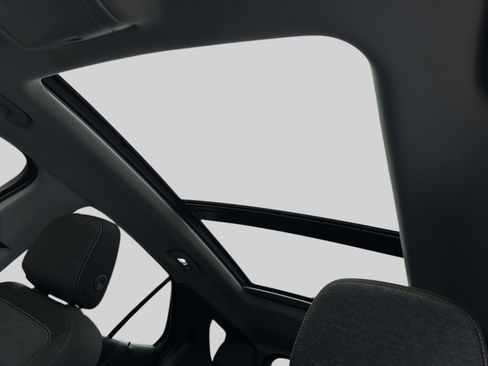 Used 2024 Chevrolet Equinox LT image 21