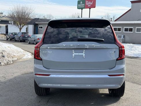 New 2026 Volvo XC90 B6 Plus w/ Protection Package Premier AWD/4WD image 20