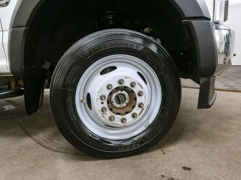 Used 2020 Ford F550 4x4 SuperCab Super Duty image 13