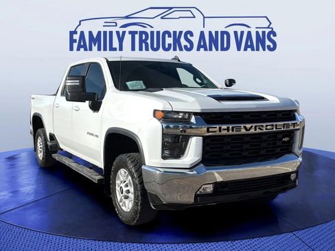 Used 2023 Chevrolet Silverado 2500 LT w/ Convenience Package image 7