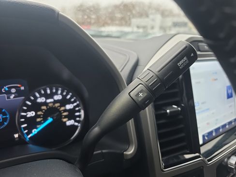 Used 2022 Ford F250 Lariat w/ Lariat Ultimate Package image 34