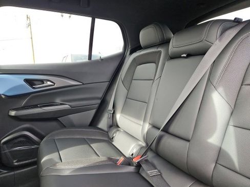 New 2026 Chevrolet Equinox EV LT image 18