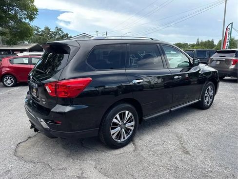 Used 2018 Nissan Pathfinder SV AWD/4WD image 4