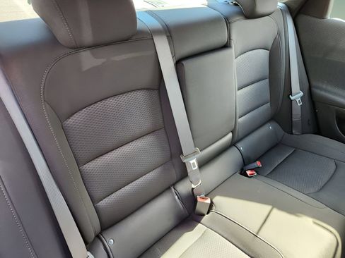 Used 2020 Chevrolet Malibu LT FWD image 13
