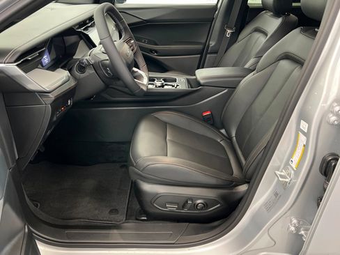 New 2026 Jeep Cherokee Limited AWD/4WD image 17