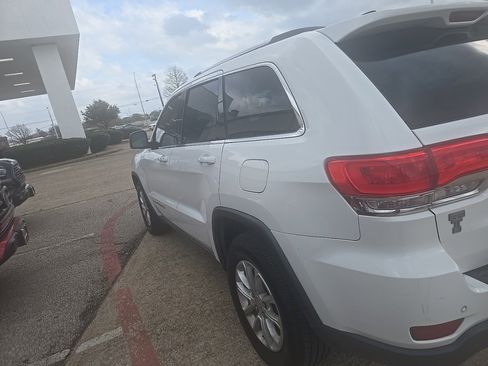 Used 2016 Jeep Grand Cherokee Laredo w/ Quick Order Package 23E image 6