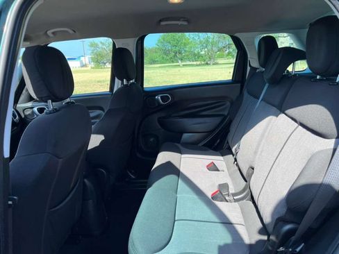 Used 2015 FIAT 500L Trekking FWD image 28