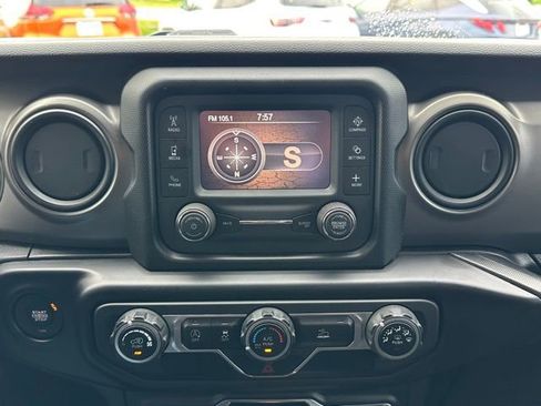 Used 2021 Jeep Wrangler Unlimited Sport image 35