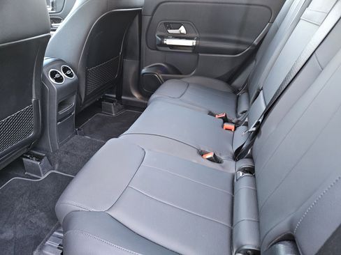 Certified 2025 Mercedes-Benz GLB 250 4MATIC image 29