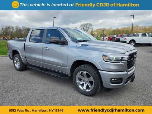 Used 2025 RAM 1500 Big Horn AWD/4WD image 3