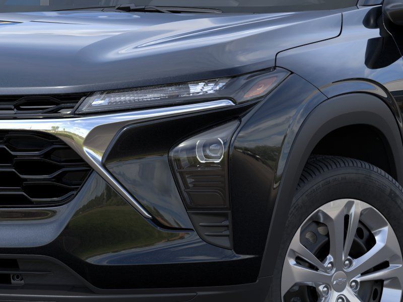 New 2026 Chevrolet Trax LS w/ Driver Confidence Package FWD image 10
