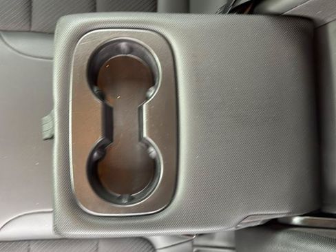 Used 2021 Chevrolet TrailBlazer RS w/ Technology Package FWD image 26