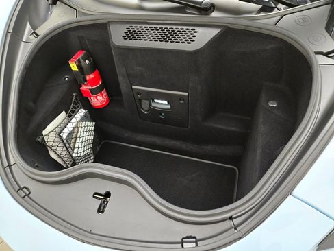 Used 2018 McLaren 570S Spider image 26