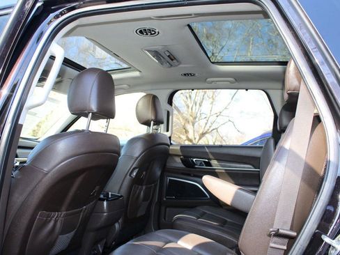 Used 2021 Kia Telluride SX image 12