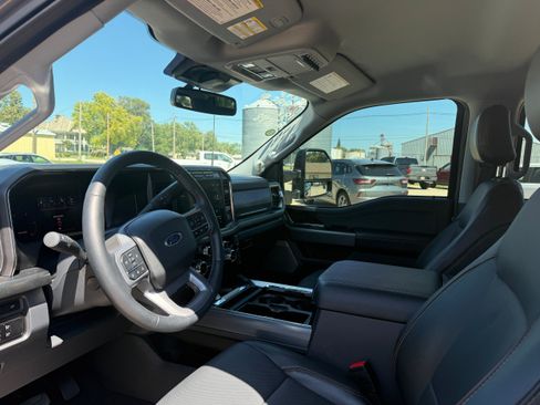 Used 2024 Ford F250 Lariat w/ Sport Appearance Package AWD/4WD image 11