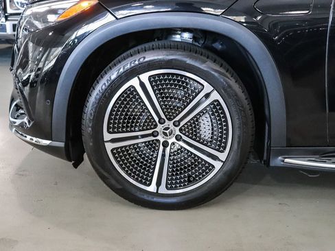 Certified 2024 Mercedes-Benz EQS 450+ SUV image 9