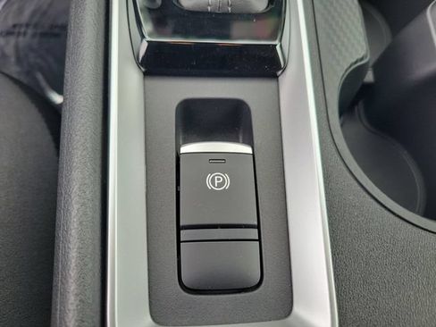New 2026 Nissan Altima 2.5 SV AWD/4WD image 30