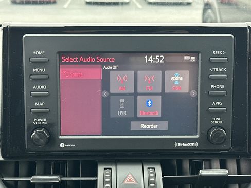 Used 2021 Toyota RAV4 XLE Premium image 23