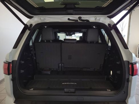 Used 2026 Toyota Sequoia Platinum AWD/4WD image 16