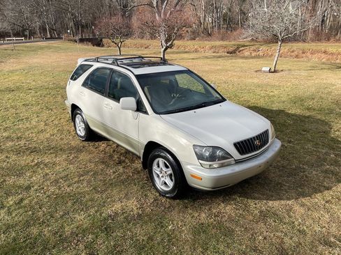 Used 1999 Lexus RX 300 4WD image 1
