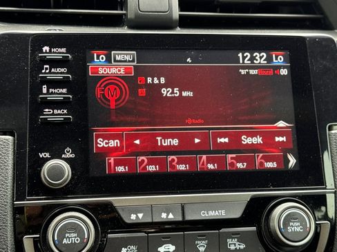 Used 2019 Honda Civic Si image 18