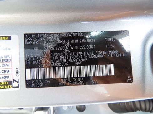 Used 2025 Lexus RX 500h F Sport w/ Convenience Package AWD/4WD image 32