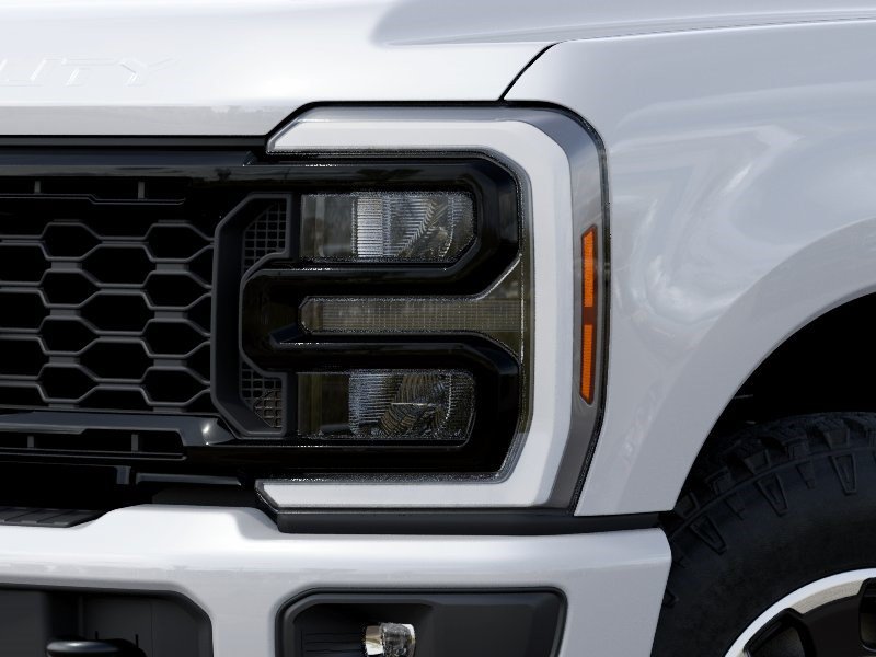 New 2027 Ford F350 Lariat w/ Tremor Off-Road Package AWD/4WD image 21