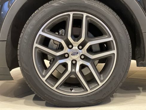 Used 2016 Ford Explorer Sport w/ Equipment Group 401A image 12