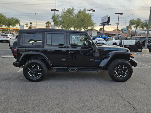 Used 2022 Jeep Wrangler Unlimited Rubicon 4xe image 4