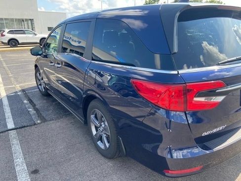 Used 2021 Honda Odyssey EX image 13