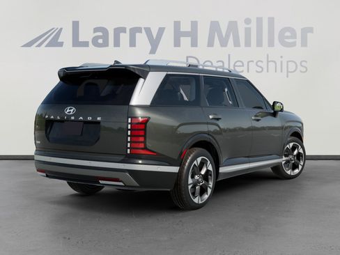 New 2026 Hyundai Palisade Limited FWD image 5