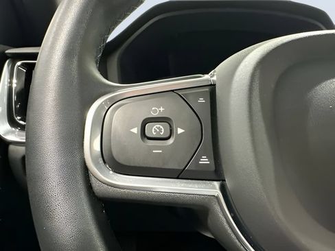 Used 2023 Volvo S60 B5 Plus w/ Climate Package AWD/4WD image 19
