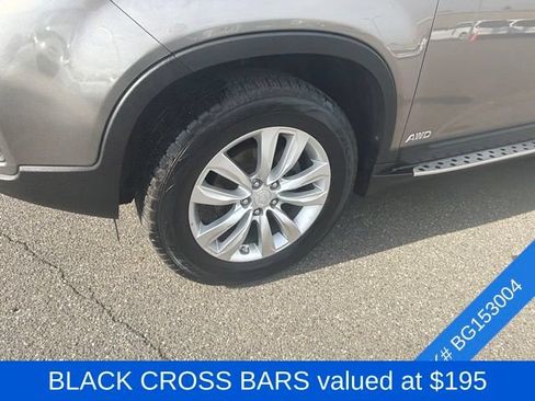Used 2011 Kia Sorento LX w/ Convenience Pkg AWD/4WD image 4