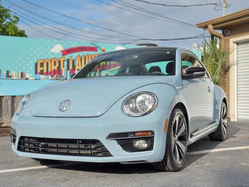 Used 2014 Volkswagen Beetle R-Line image 1