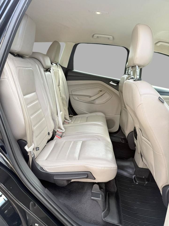 Used 2018 Ford Escape SEL AWD/4WD image 11