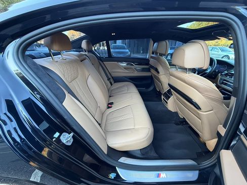 Used 2016 BMW 750i xDrive image 13