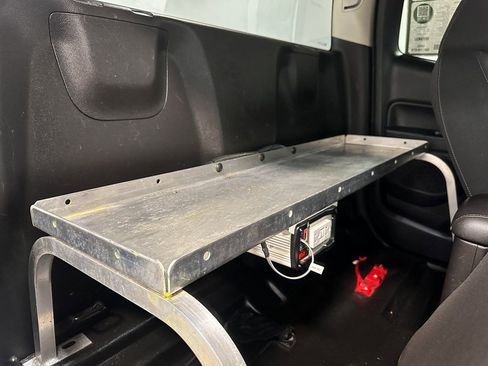 Used 2021 Chevrolet Colorado LT w/ Fleet Safety Package image 16