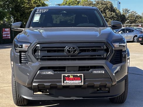 New 2025 Toyota Tacoma SR5 image 7