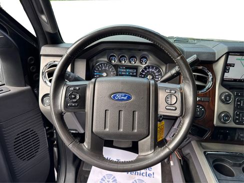 Used 2015 Ford F350 Lariat image 20