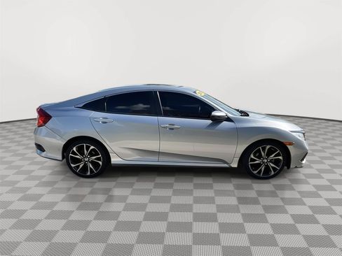 Used 2019 Honda Civic Sport image 4