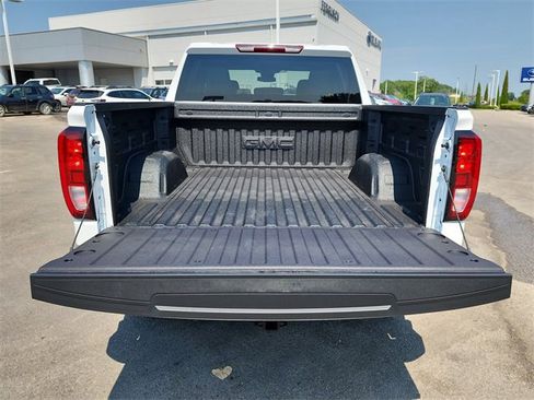New 2026 GMC Sierra 1500 Elevation image 6