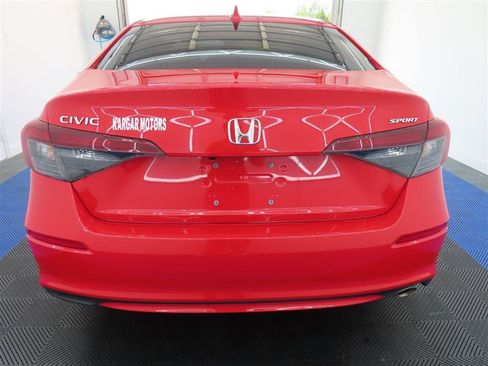 Used 2025 Honda Civic Sport image 10