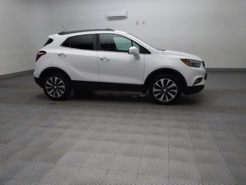 Used 2020 Buick Encore Essence AWD/4WD image 11