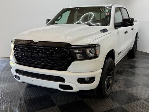 Used 2024 RAM 1500 4x4 Crew Cab image 5