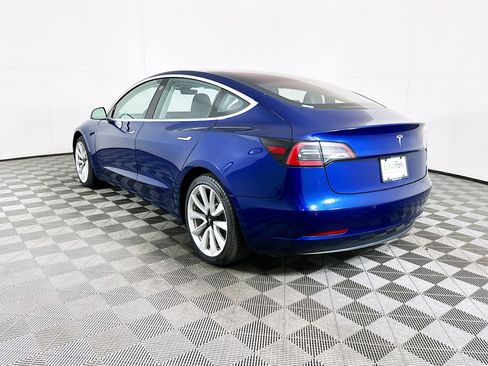 Used 2018 Tesla Model 3 Long Range RWD image 5