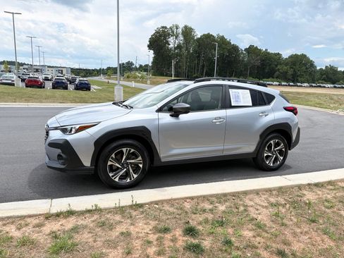 Certified 2024 Subaru Crosstrek 2.0i Premium AWD/4WD image 4