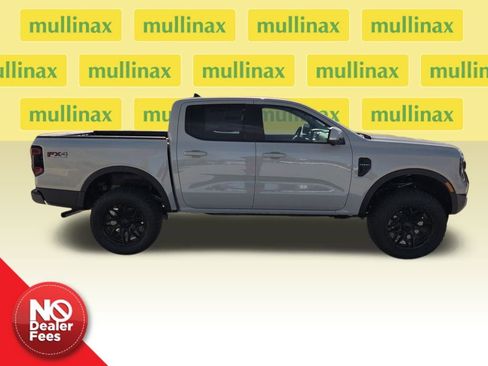 New 2025 Ford Ranger Lariat w/ FX4 Off-Road Package image 2